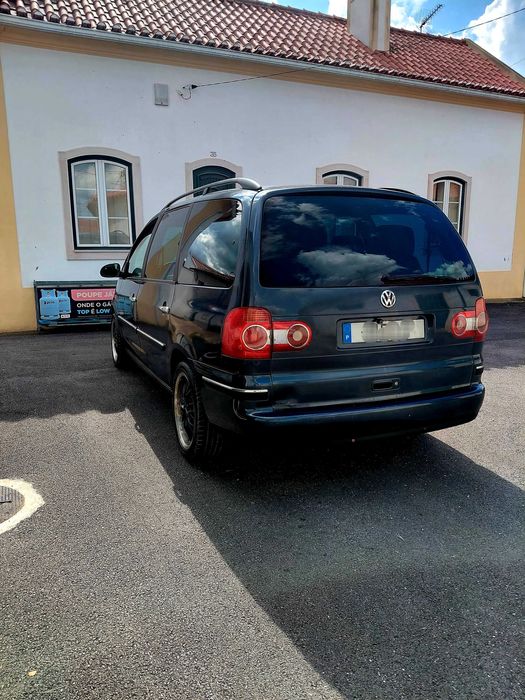 Vw sharan 1.9tdi 130cv com 250kms versão tredline limited.