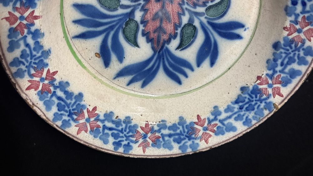 Prato em faiança do Séc. XIX