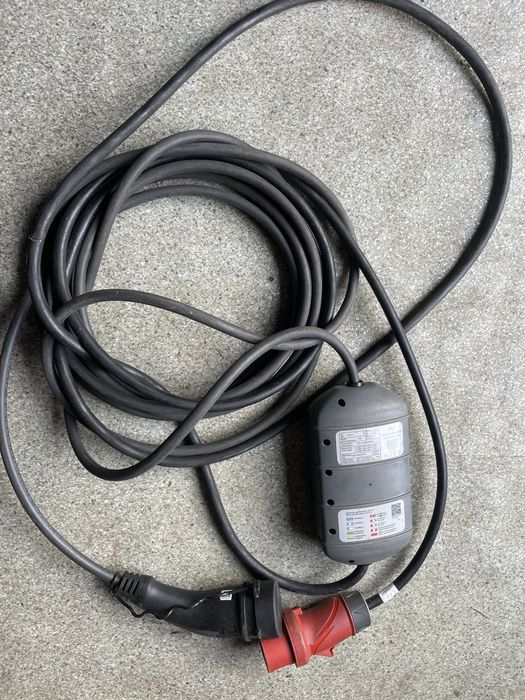 VW Audi Kabel do ladowanialadowarka na sile z aso VW serwisowy