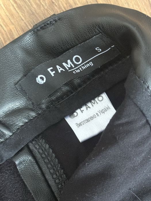 Шкіряні шорти, чорні