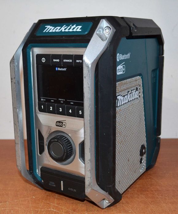 Radio budowlane Makita DMR115 z Funkcją Bluetooth