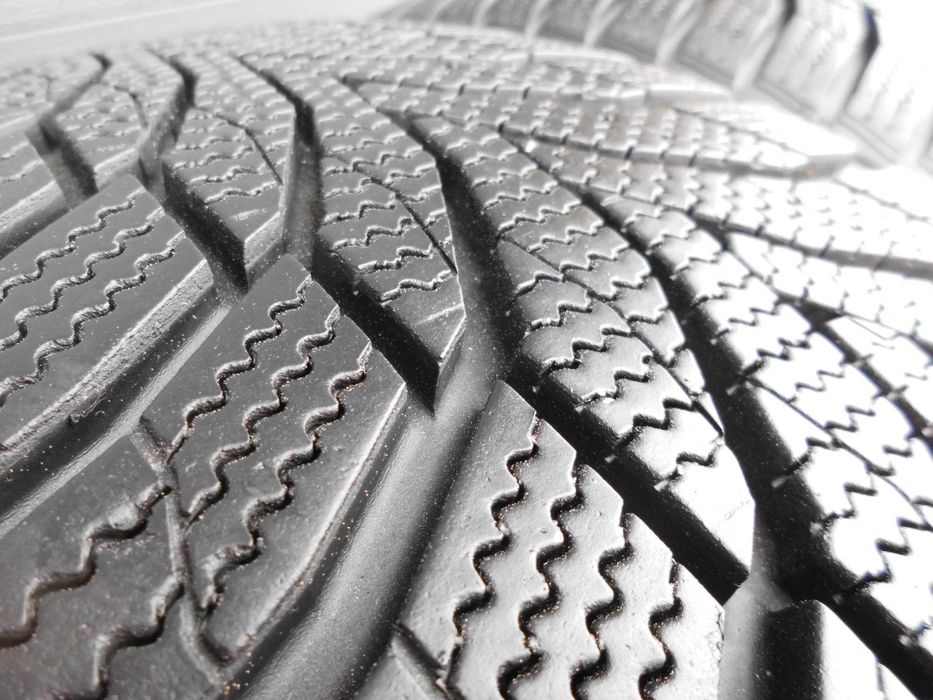 4x Opony zimowe 225/45R17 Nexen Winguard Sport 2 B.Ładne 7,5mm