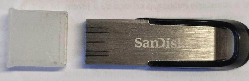 Pendrives e SD Cards 4GB a 64GB