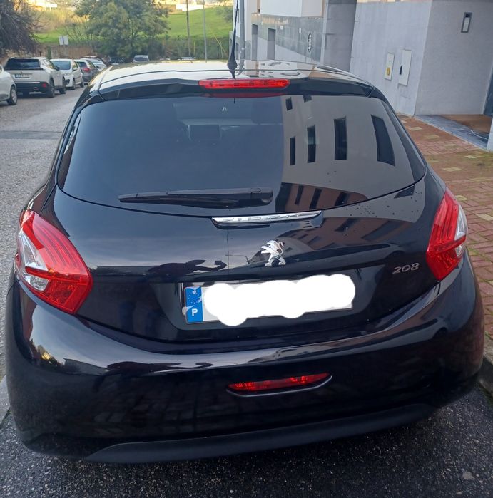 Peugeot 208 1.2 85cv c/ Garantia