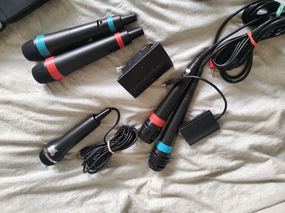 Oryginalne akcesoria Sony PS3 PS4 | Pady Dualshock Move Gitara Guitar Hero Warriors of Rock Karabin kierownica Mikrofony Singstar Buzzery DJ Hero