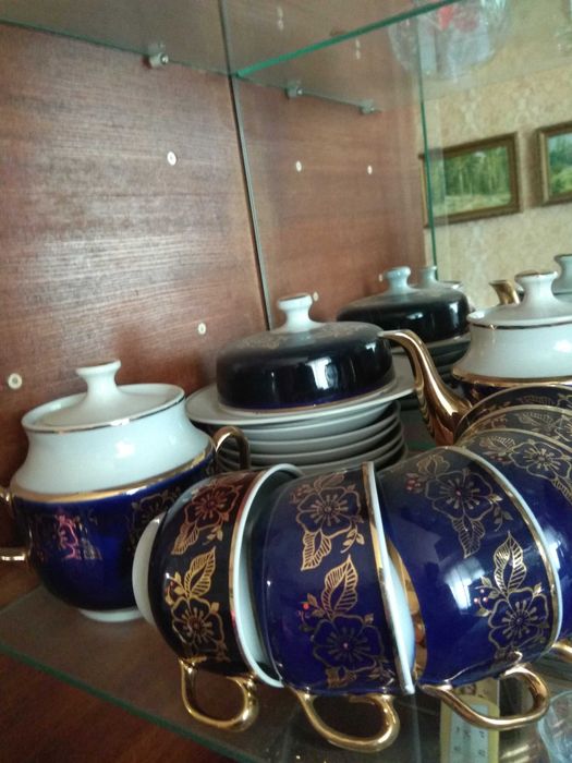 Продам  супница и разную посуду СССР