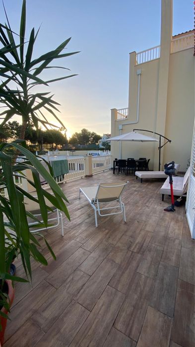 Moradia V4 condomínio privado em Sol Troia ( Férias ou Fim de semana )