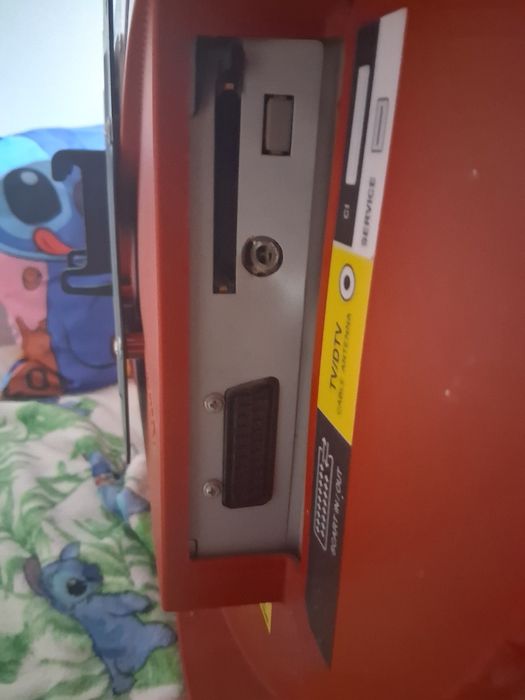 Tv lcd hannspree 70cm