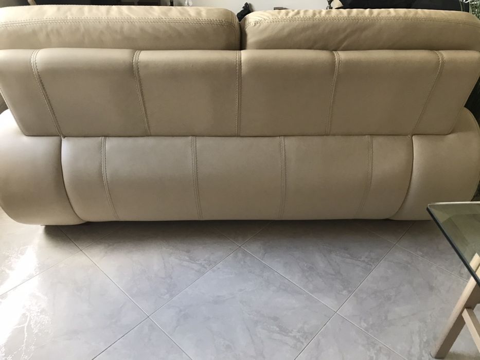 Sofá pele genuína