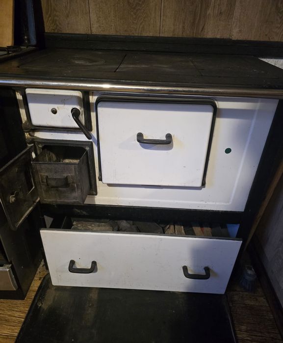 Piec kuchenny węglowy