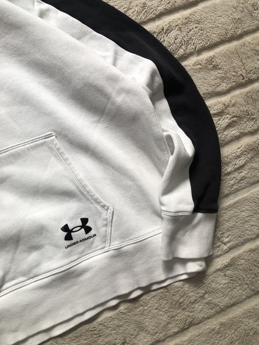 UNDER ARMOUR (M) Graphic Rival Hoodie жеское худи черно-белое на флисе