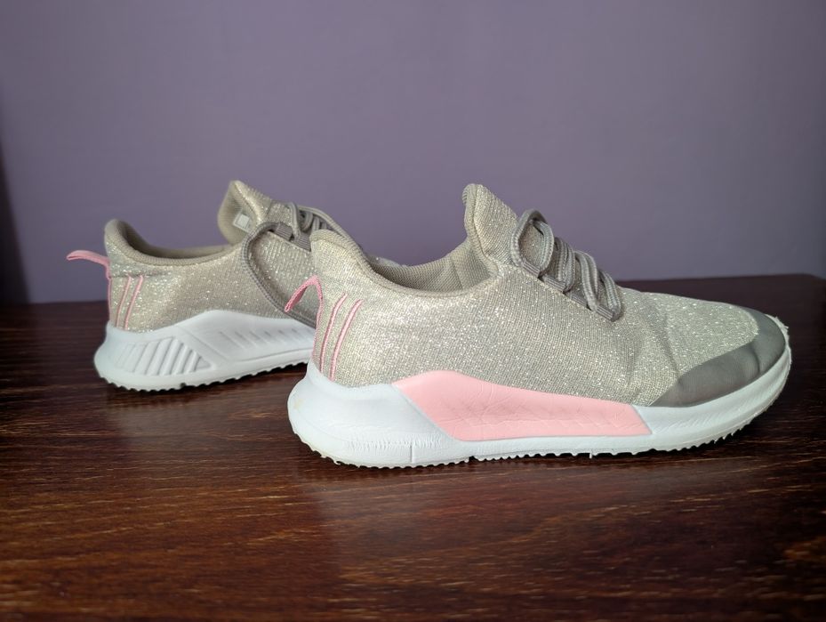 Lekkie adidaski dziewczęce roz. 33