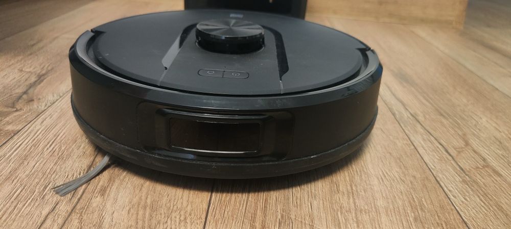 Cleanova W11 – robot sprzątający 2 w 1