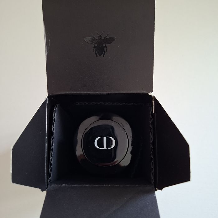 Dior Sauvage Eau de Parfum 100 ml – nowy, pełny flakon.