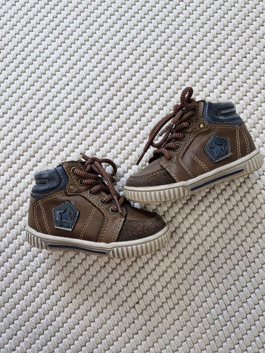 Ботинки на мальчика  21 рр