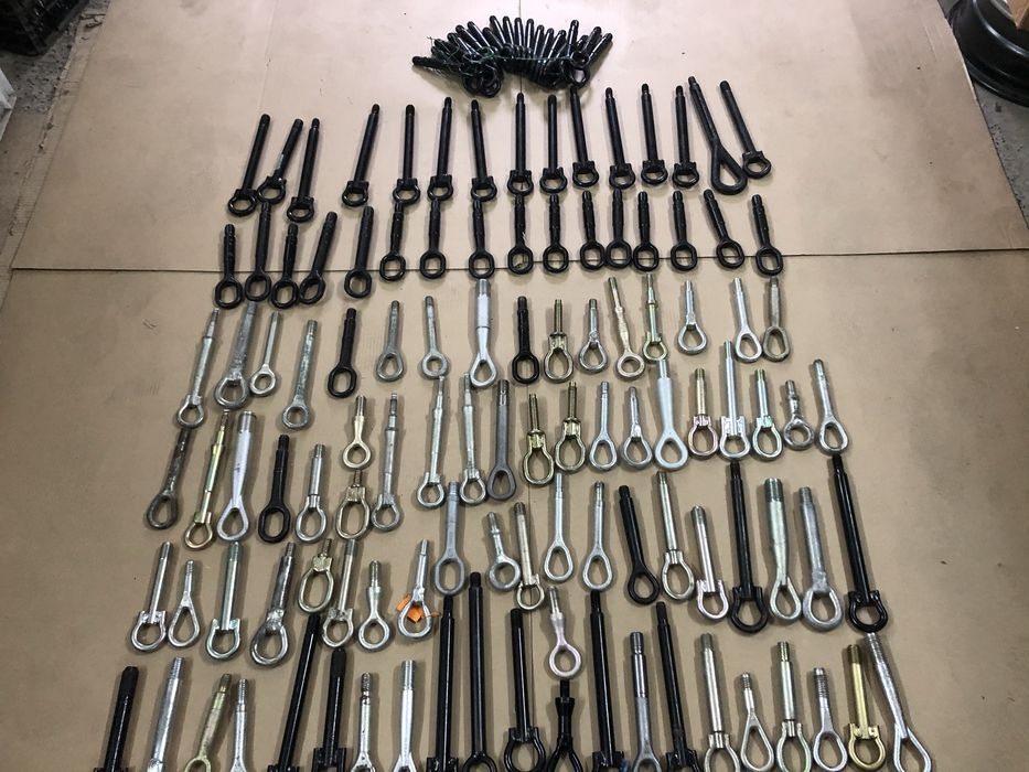 Буксировочний крюк буксирувальний гак петля вухо оригінал