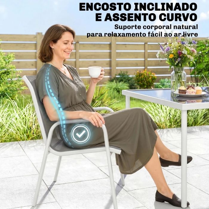 6 Cadeiras Empilháveis