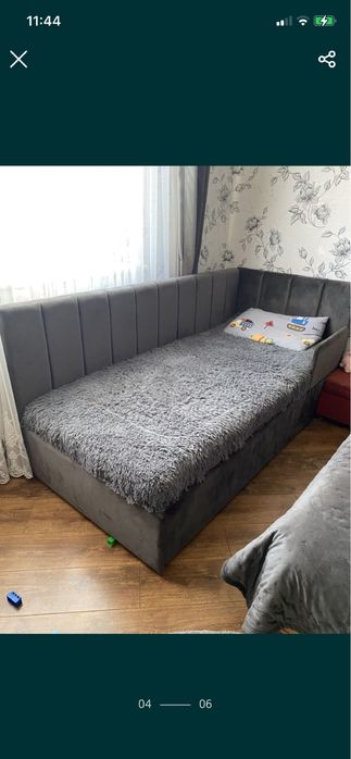 Ліжко дитяче з матрацом