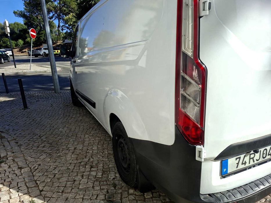 Ford transit custom longa