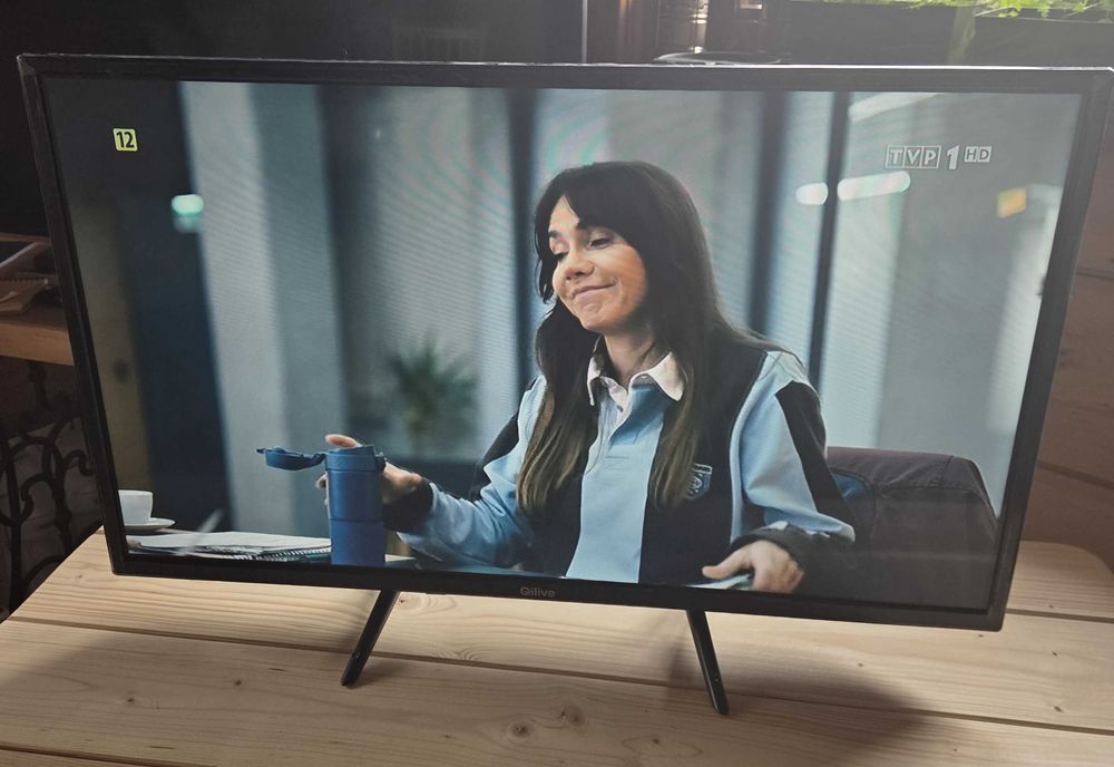 Telewizor 32" Qilive  na gwarancji