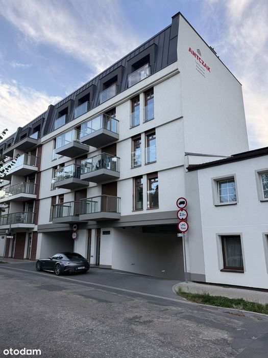 Apartament 110 m² | ostatnie piętro | taras 39 m² | 2 miejsca garażowe