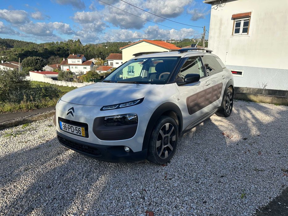 Citroën C4 Cactus 1.6 Diesel Automático 2014 – 101600 km