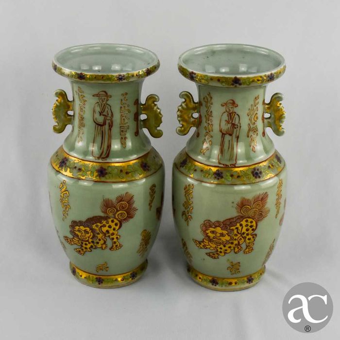 Par de Jarras porcelana chinesa Celadon, período Guangxu, séc. XIX