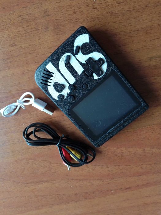 Портативная приставка  ЧЕРНАЯ