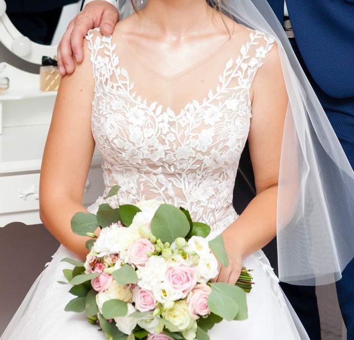 Suknia ślubna rozmiar 36/38