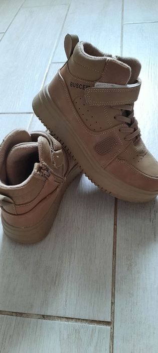 Кросівки,черевики,ботинки 35