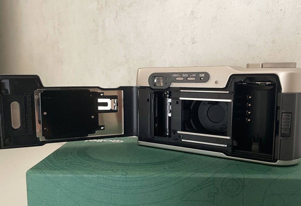 Плівковий фотоапарат Rollei AFM 35