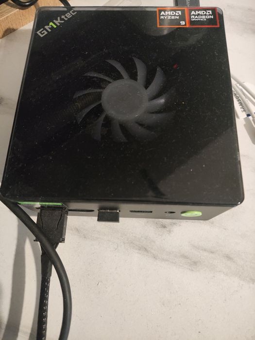 MiniPC gmktec k11, oculink!