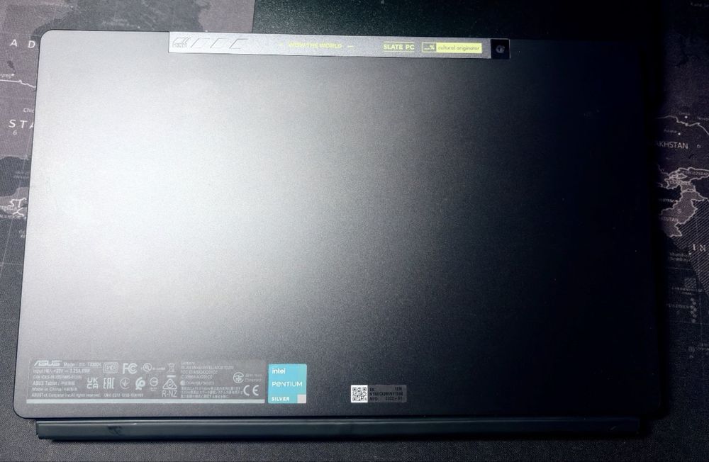 Ноутбук-трансформер ASUS Vivobook 13 Slate OLED (T3300KA-LQ032W). Отличное состояние!