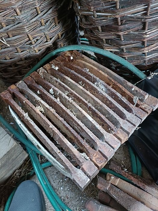 Ruszta żeliwne z pieca