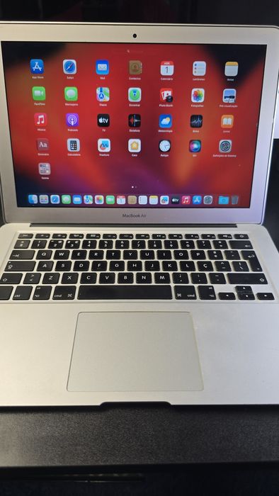 MacBook Air 13" | SSD + 8GB RAM | Leve e Rápido | Pronto a Usar
