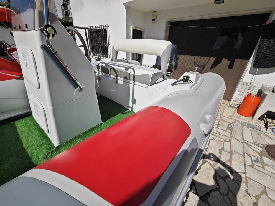 Semi-Rígido Searibs 500 Lux (Hypalon) + Yamaha 60hp 4T - Apenas 30 Horas! Estado Imaculado