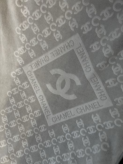 Recznik chanel nowy