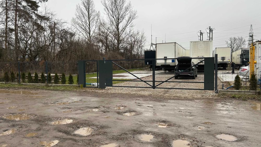 Miejsce Parkingowe, Osobowe Dostawcze Bus Kamper Garaz Leszczyńska