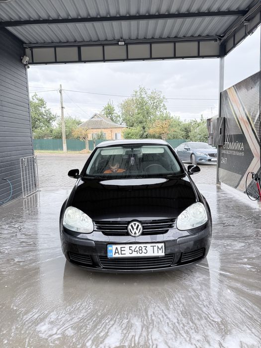 Продам Volkswagen Golf 5