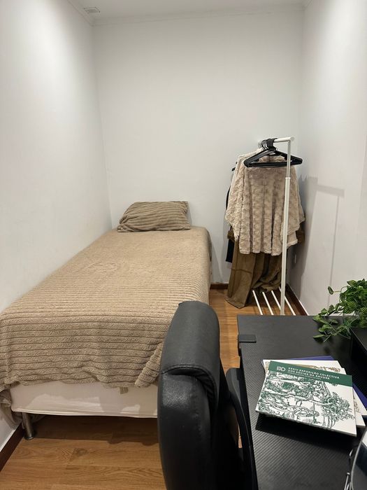 Quarto disponivel para arrendamento