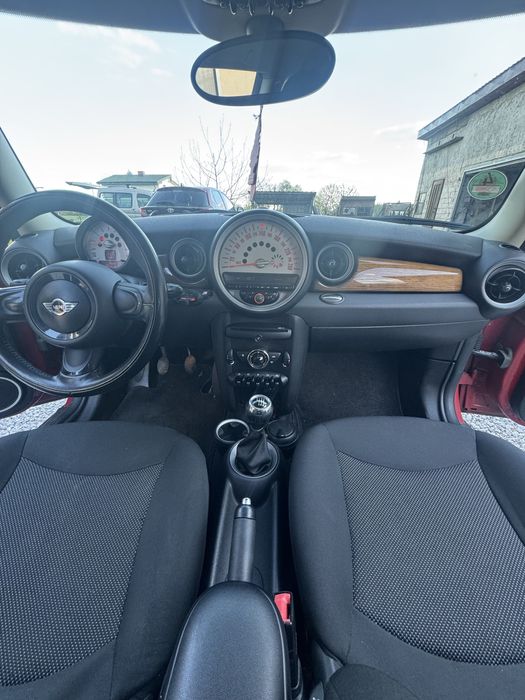Mini Cooper  1.6, 2011