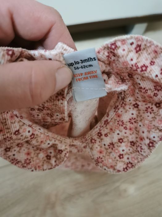 Sukienka dziewczynka sztruksowa kwiatki Tu 56/62 kołnierzyk