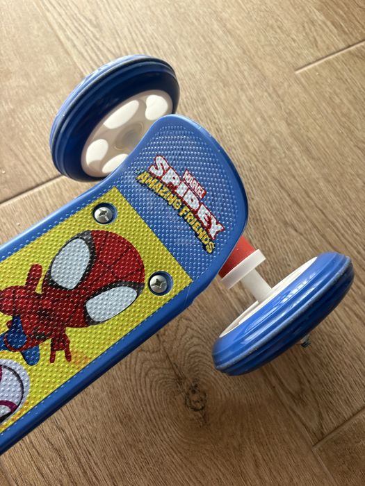 Trotinete spidey