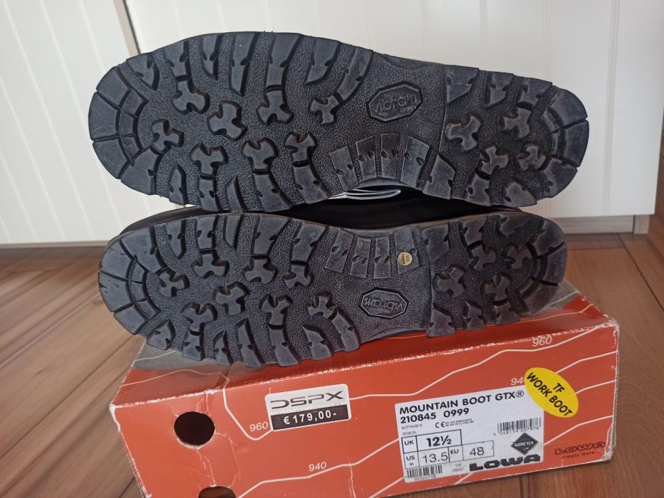 LOWA Mountain Boot GTX GORE-TEX nieużywane!