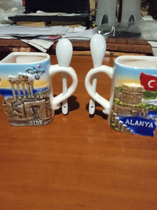 Продам набор чашек, привезли с Турции