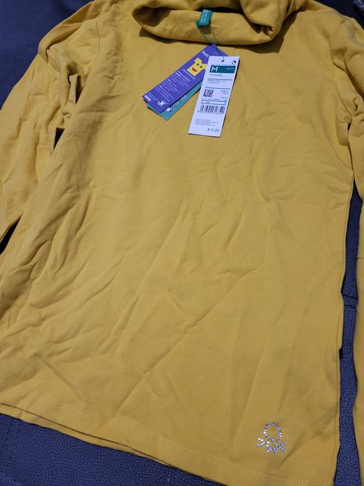 Camisola Amarela de gola alta e manga comprida "Benetton"- Tamanho 7-8