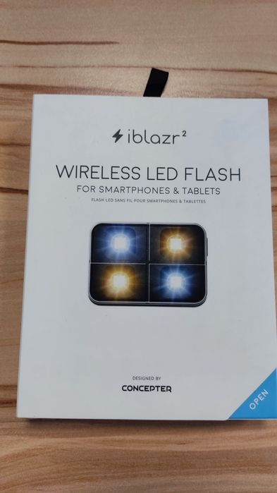 Bezprzewodowa lampa do smartfona