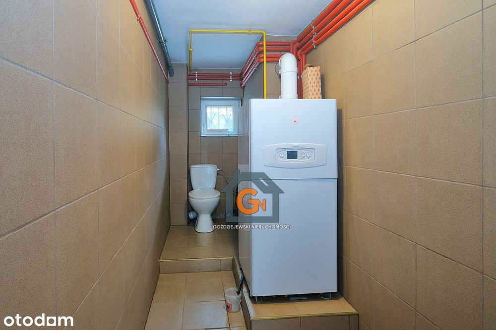 Sprzedam 7 pokojowy dom w super lokalizacji 300m2