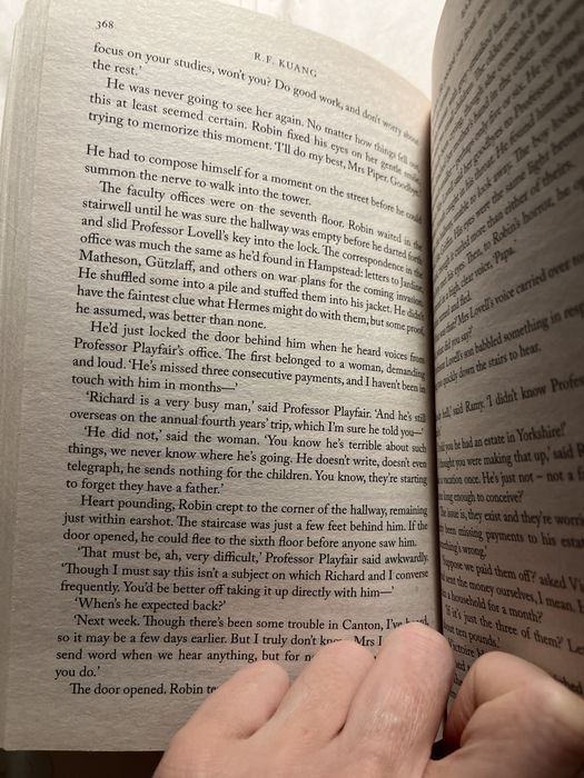 Livro “Babel” R F Kuang