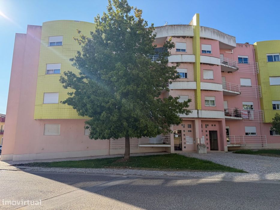 Apartamento T3 em Vila Nova da Barquinha - Venda